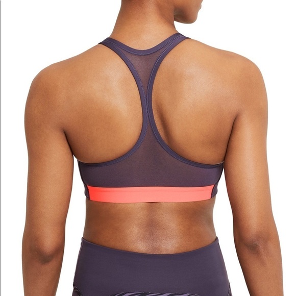 Nike Swoosh Women's Medium-Support 1-Piece Pad Logo Sports Bra Size S - Picture 3 of 3